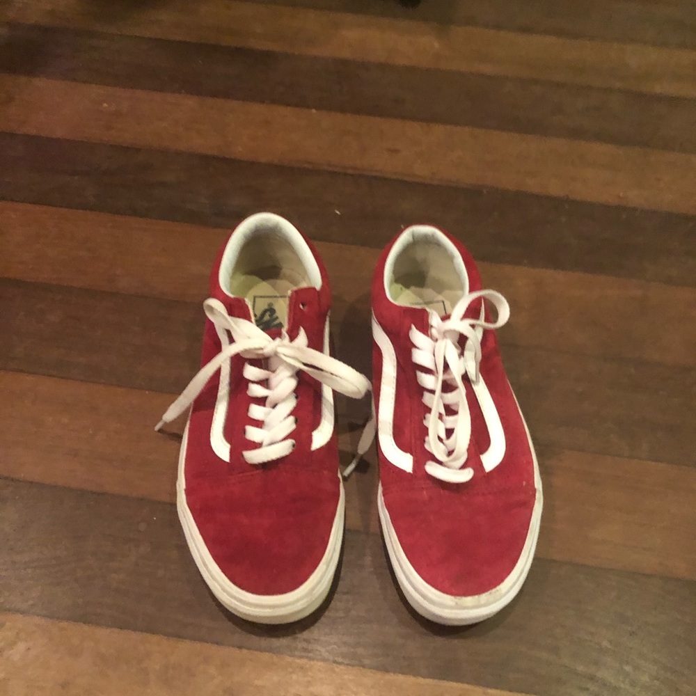 Women’s Suede Red Vans